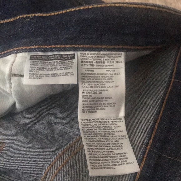 Levi Jeans - Picture 4 of 4